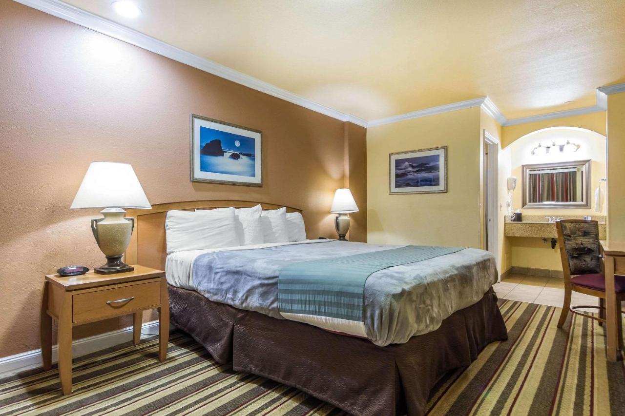 أوكلاند، كاليفورنيا Rodeway Inn & Suites Near The Coliseum & Arena المظهر الخارجي الصورة
