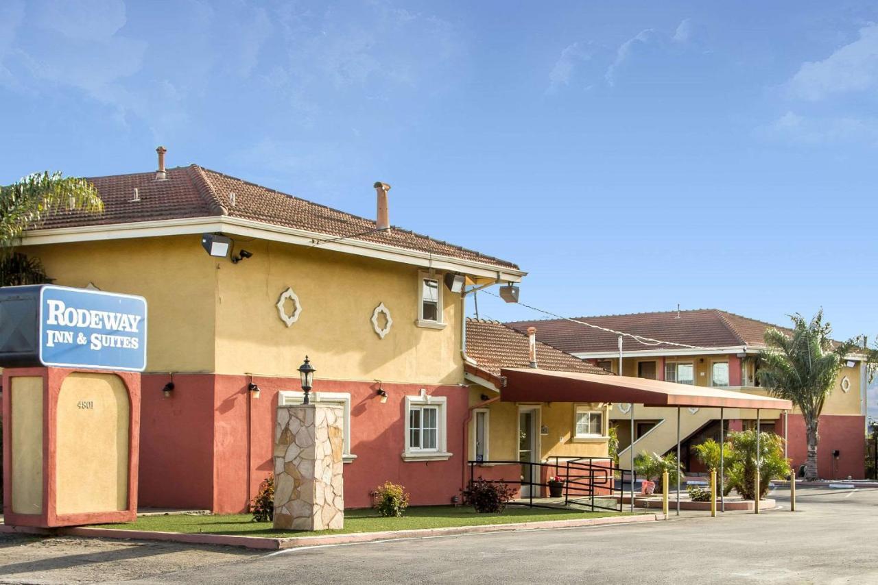 أوكلاند، كاليفورنيا Rodeway Inn & Suites Near The Coliseum & Arena المظهر الخارجي الصورة